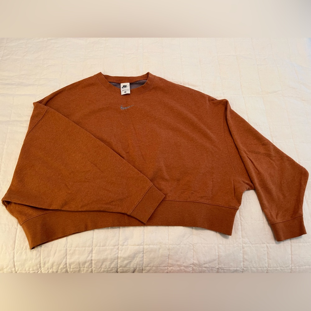 Oversized crop Nike crewneck